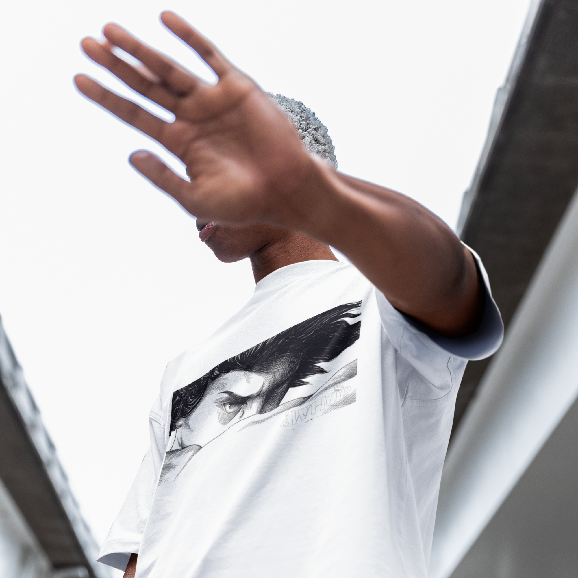 LUCIFER – CAMISETA STREETWEAR CON MIRADA QUE ARDE