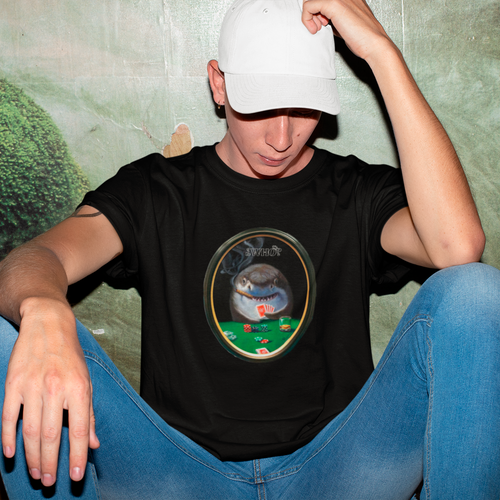 TIBURÓN FULL HOUSE – CAMISETA PÓKER STYLE